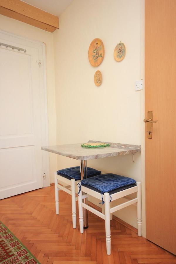 Apartments And Rooms By The Sea Komiza, Vis - 2431 Εξωτερικό φωτογραφία