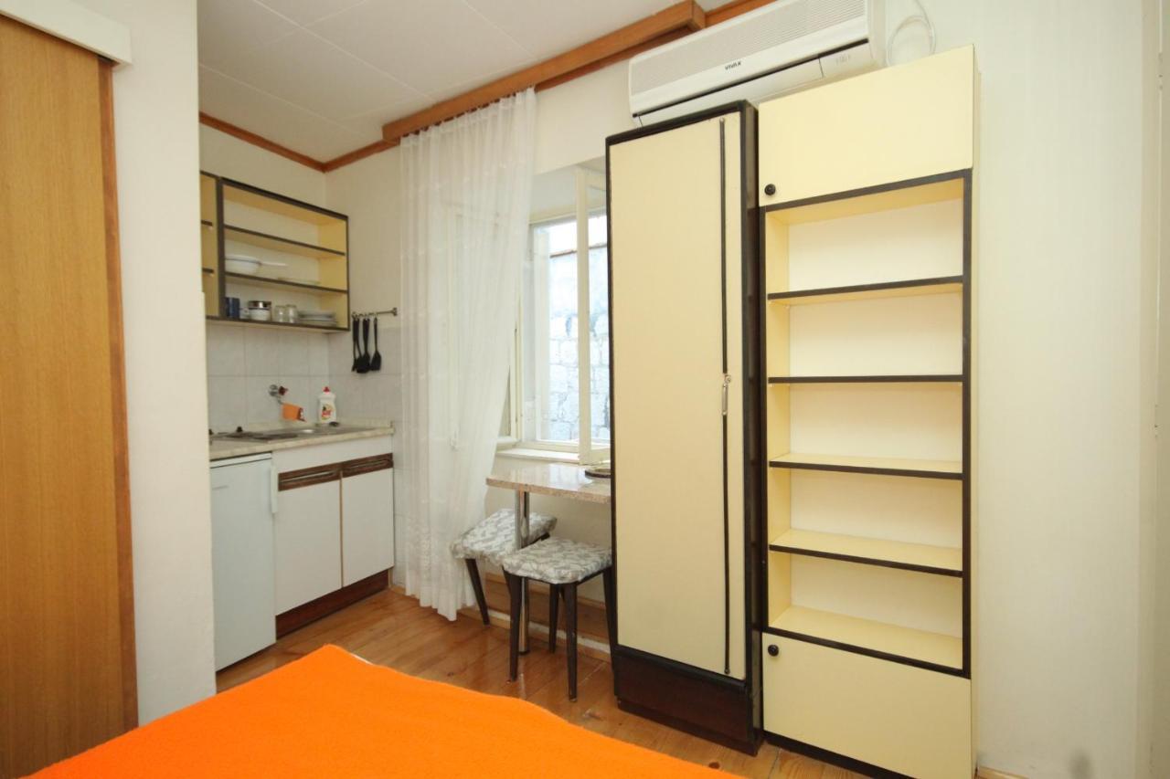 Apartments And Rooms By The Sea Komiza, Vis - 2431 Εξωτερικό φωτογραφία
