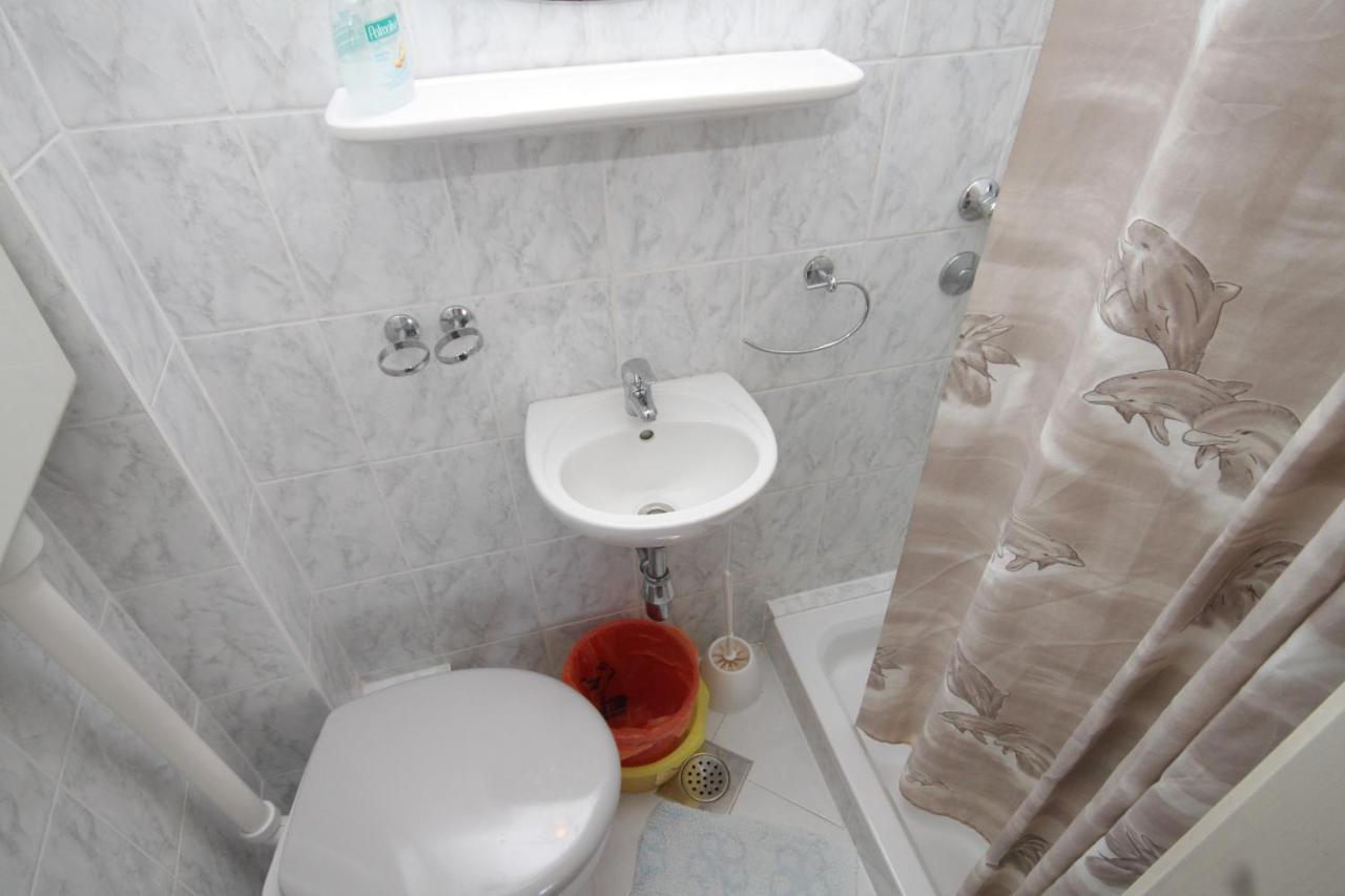Apartments And Rooms By The Sea Komiza, Vis - 2431 Εξωτερικό φωτογραφία